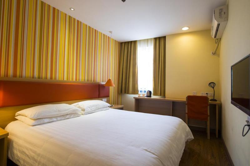 Hotel Bund Center 2*
