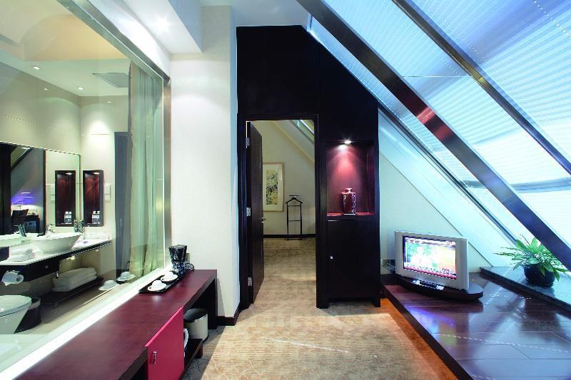 Jinling Purple Mountain Shanghai（shanghai Grand Trustel Purple Mountain Hotel） Hotel