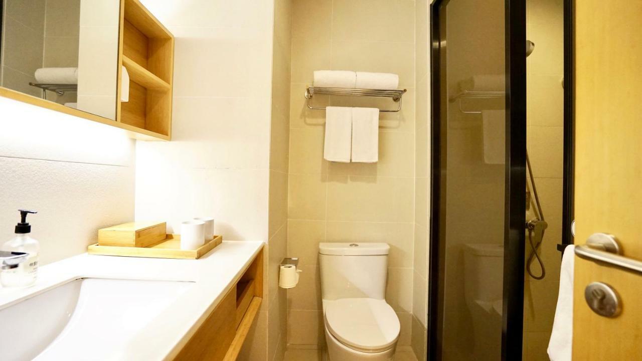 Hotel Ji Zhou Pu 3*
