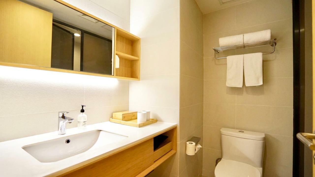 Hotel Ji Zhou Pu 3*
