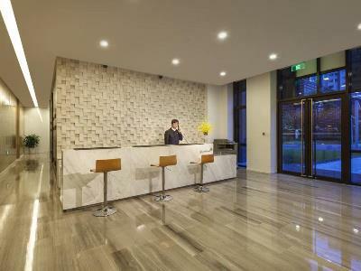 Aparthotel Court Premier Jinqiao 5*