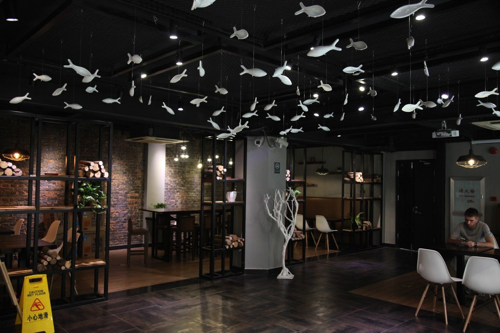Hotel Fish East Nanjing Road