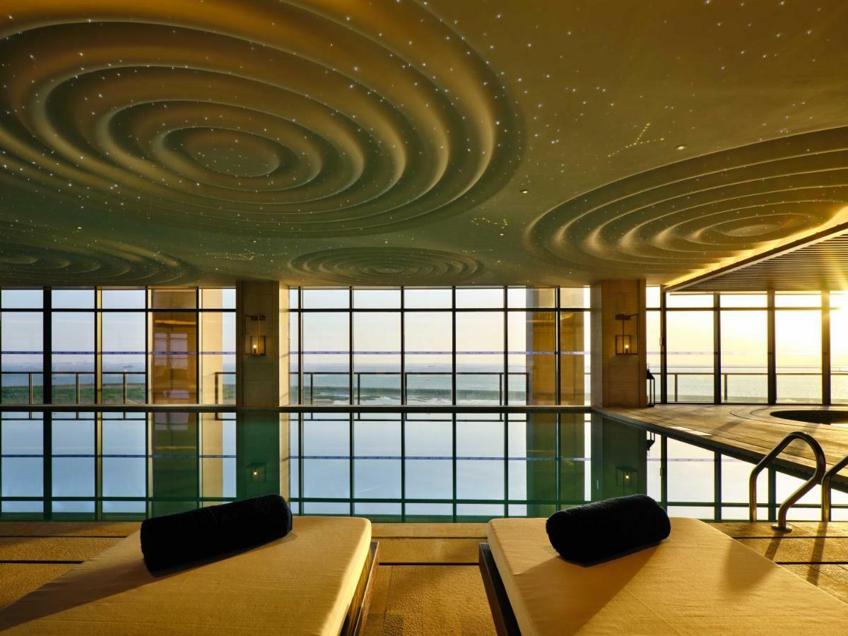 Hotel The Qube Sanjiagang - Offer Pudong International Airport And Shuttle 5*