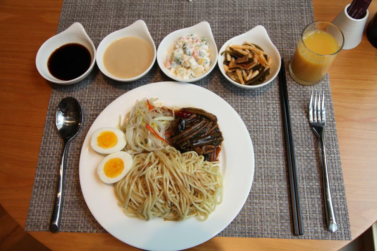 Yitel Zhongshan Park 4*