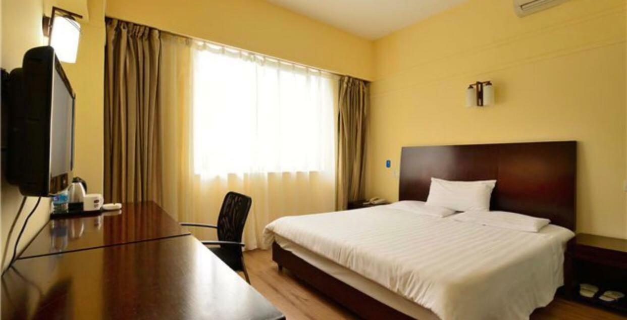 Hotel Hanting Express Jiaoda