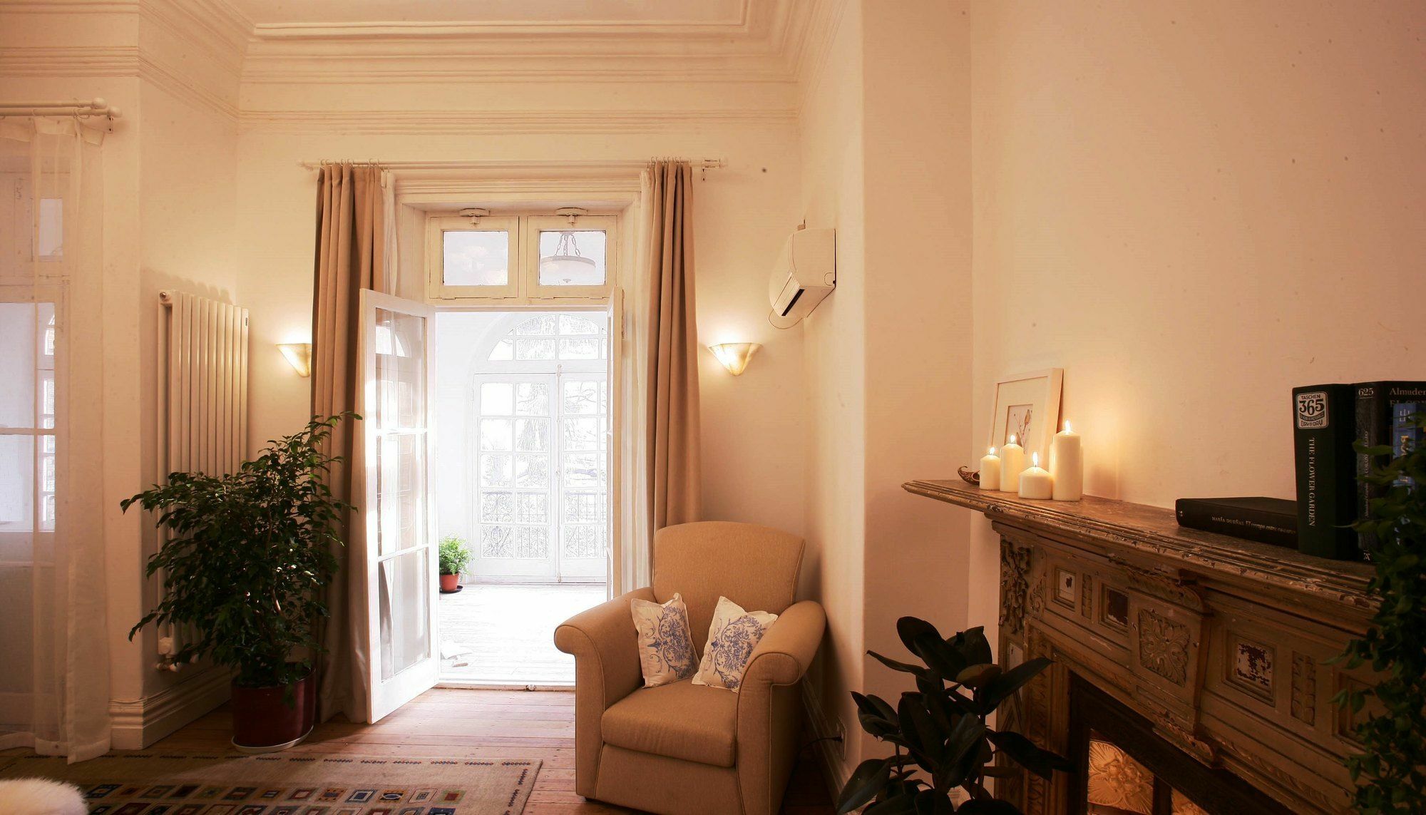 Apartment Wonderland French Concession Rong's *