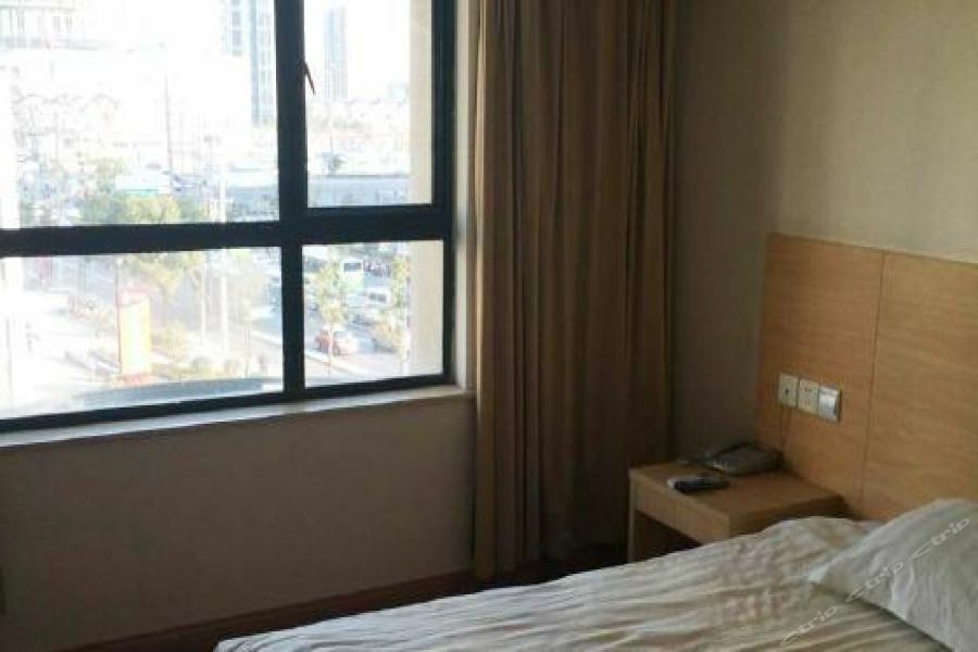 Yijiaren Hotel Hotel