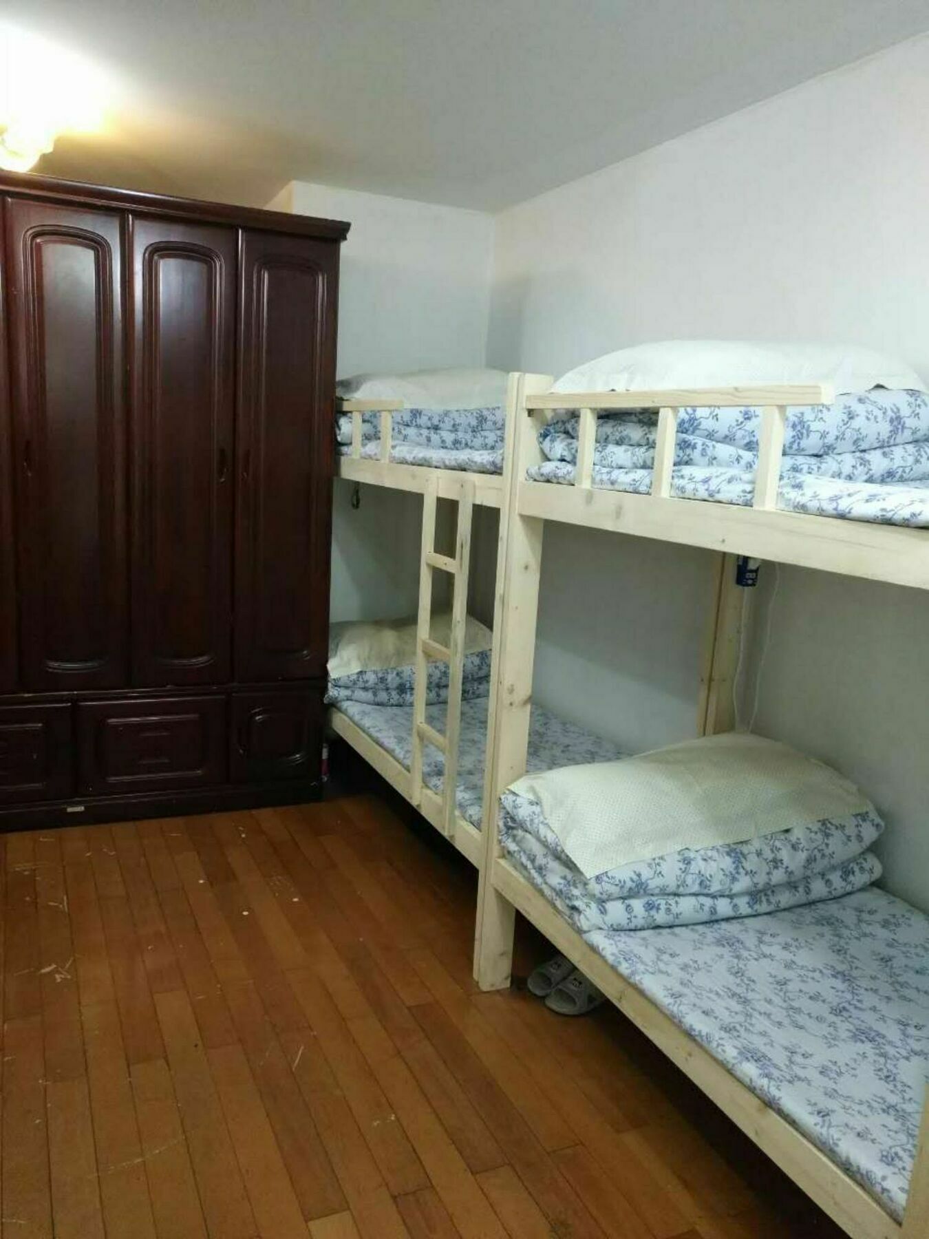 Hotel Yuelai 2*