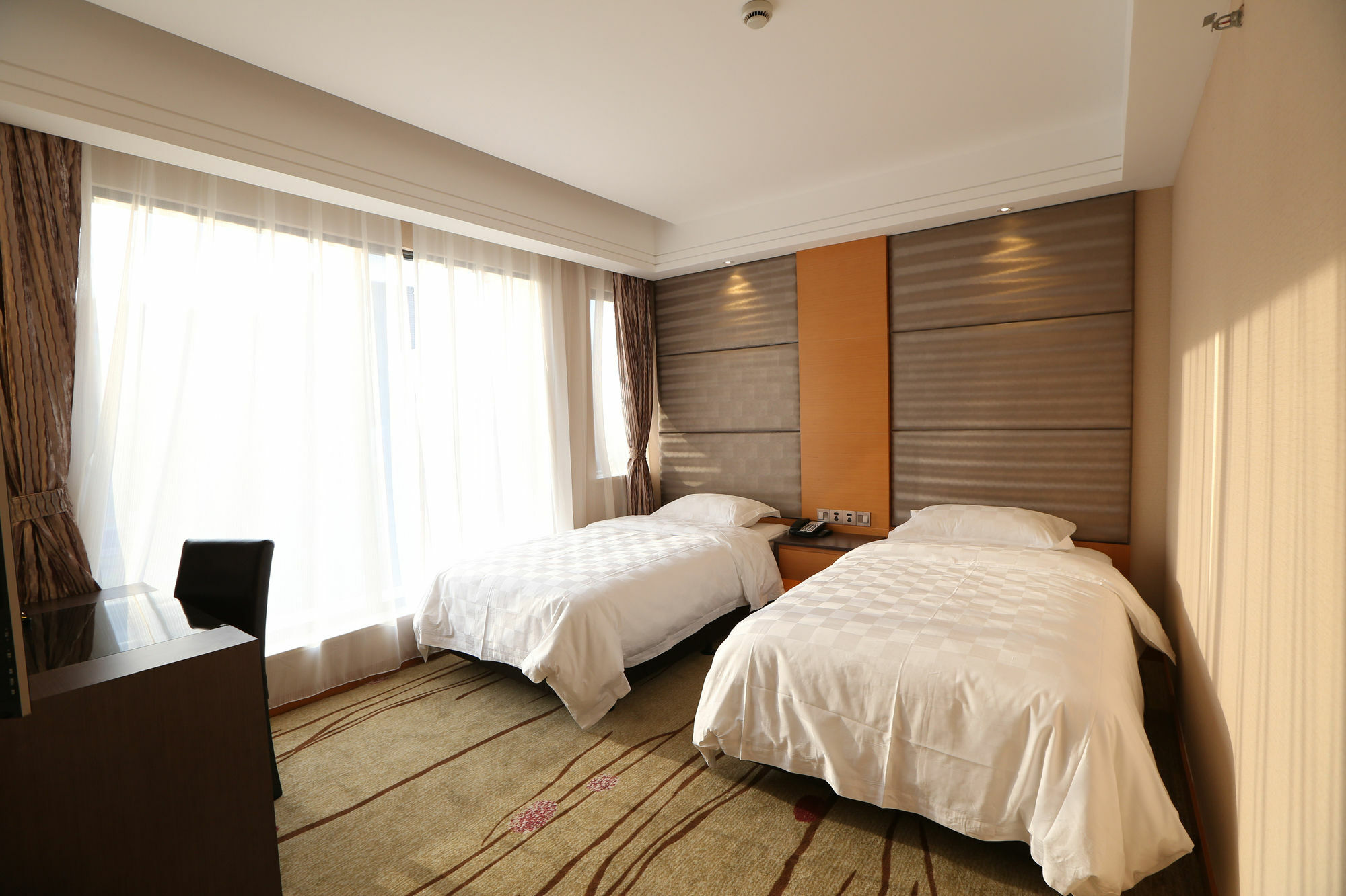 Forson Int'l Boutique - I 3*