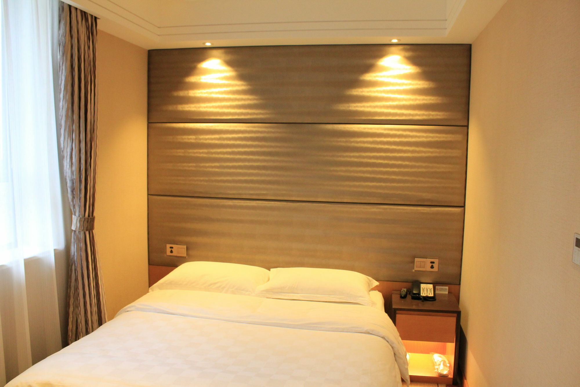 Forson Int'l Boutique - I 3*