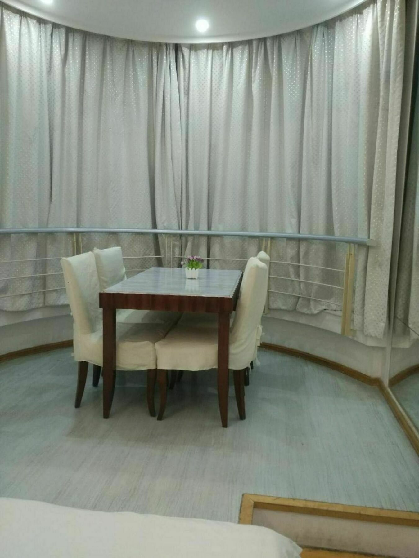 Jiarong The Bund Store Hotel