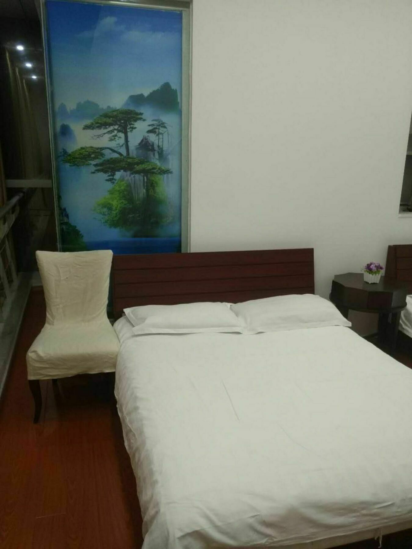 Jiarong The Bund Store