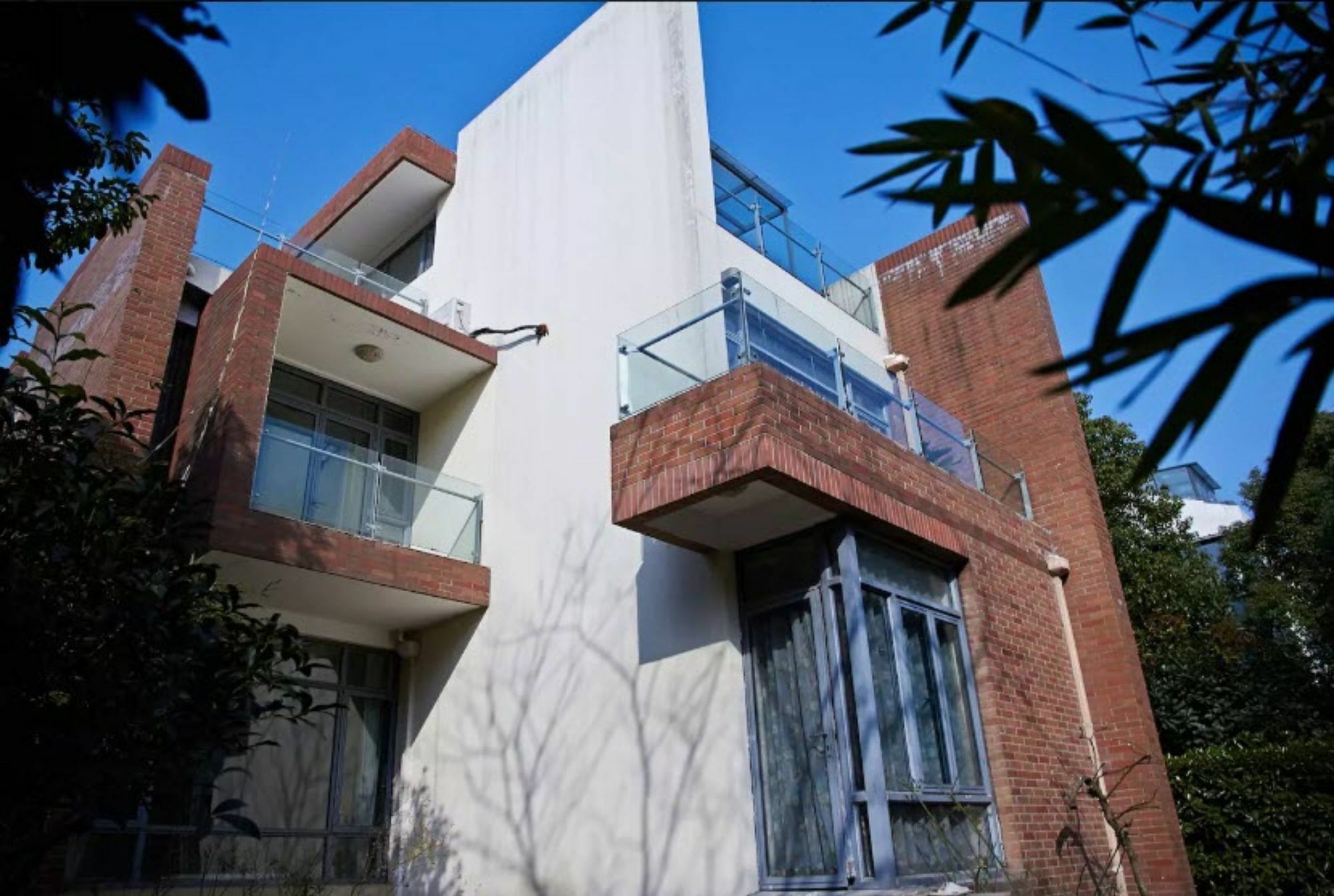 Villa Joy Party Branch 3