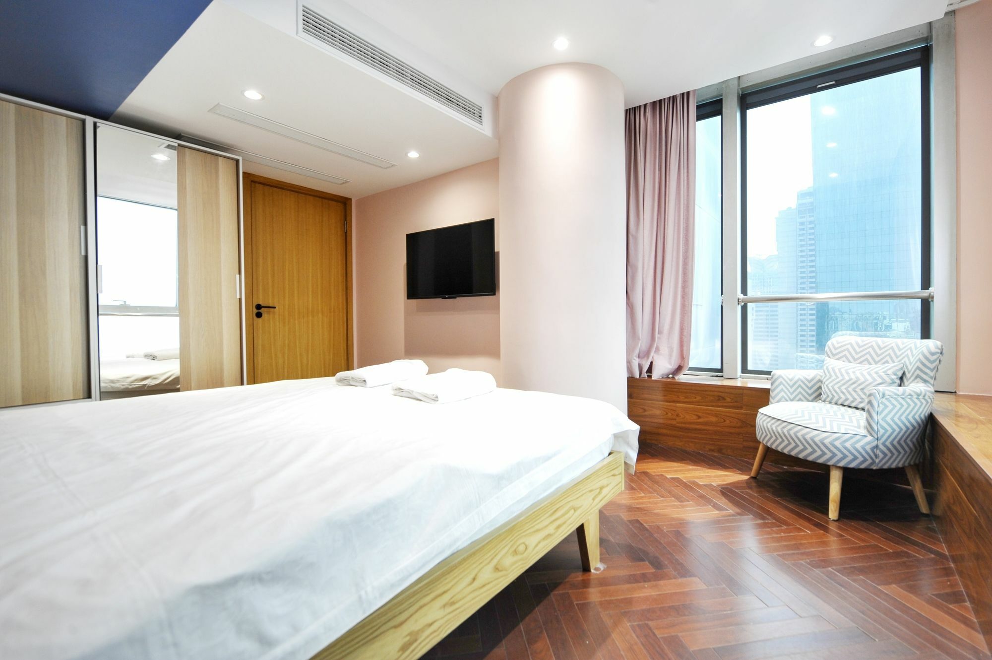 Hiroom - North Shanxi Road Apartment *