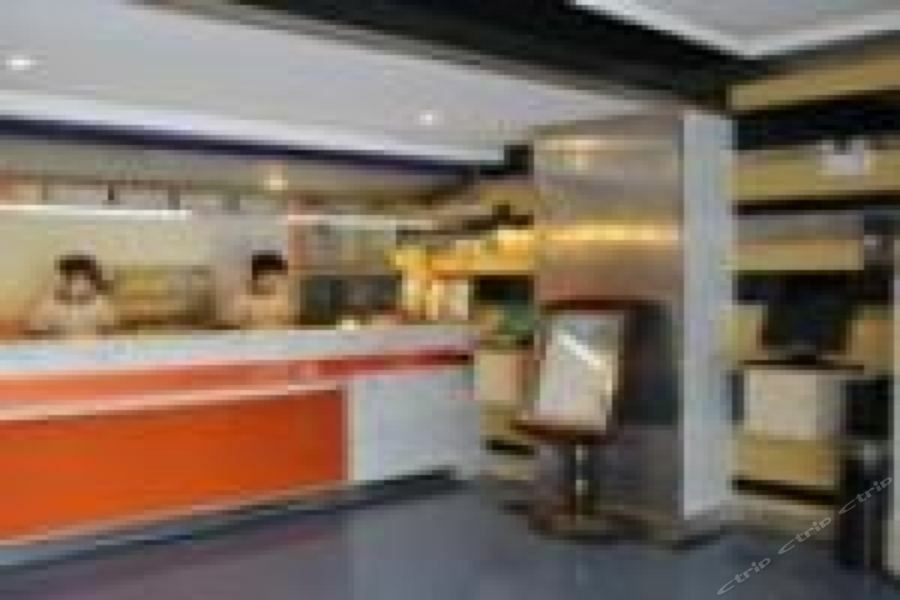 7days Guilin Road Metro Station 2*