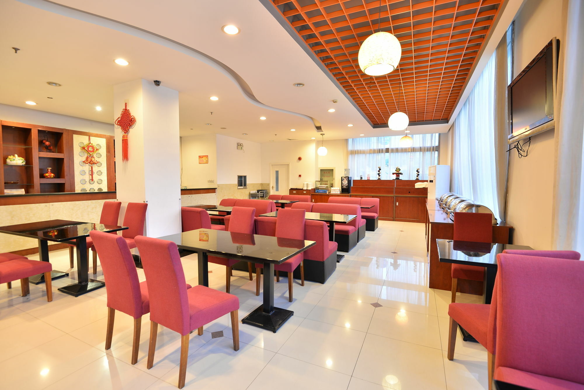 Joyful Yard Hotel-free Shuttle Bus To Pudong Airport And Disneyland Hotel 3*