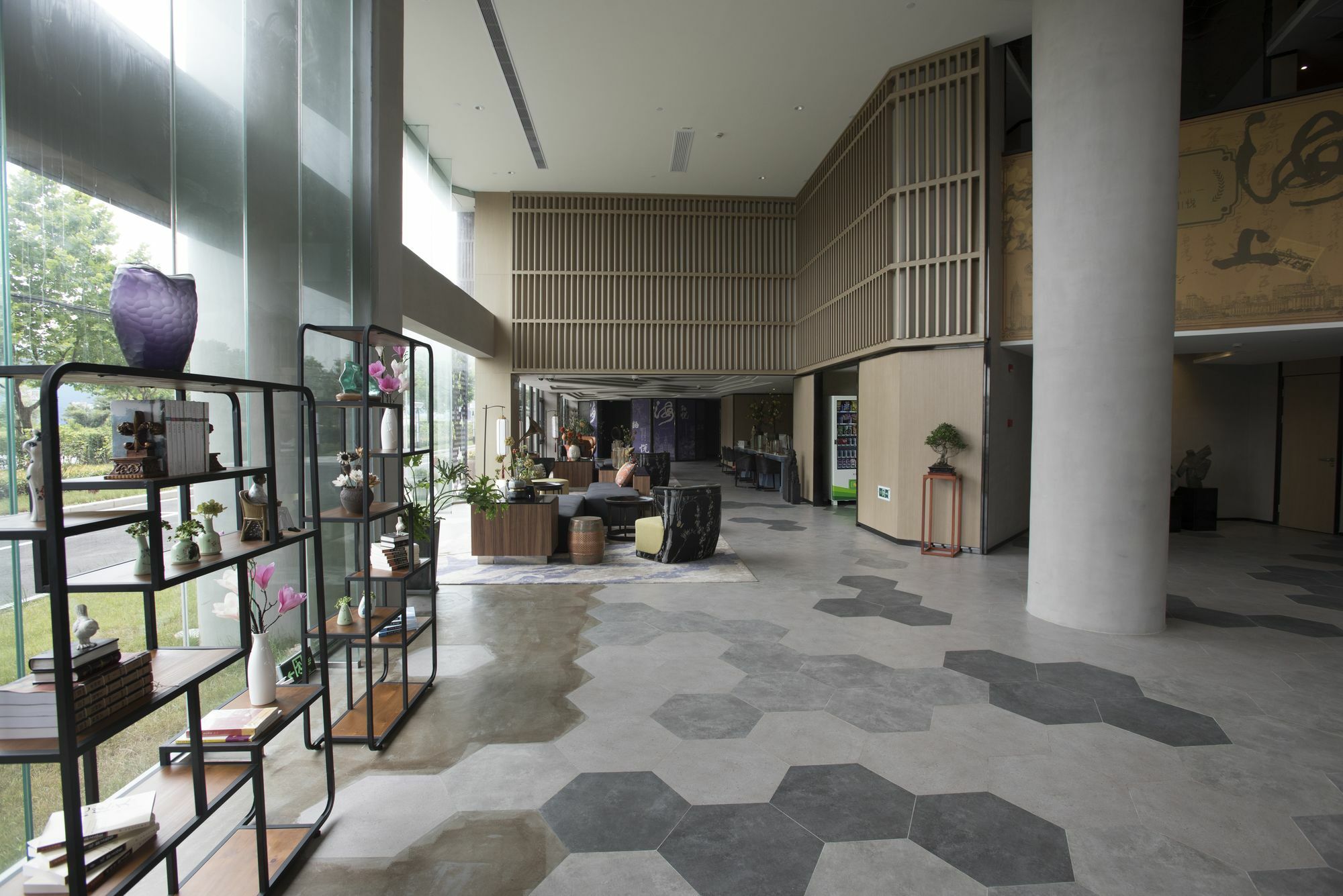 Shanghai-deco Hotel-free Shuttle Bus To Pudong Airport And Disneyland Shanghai