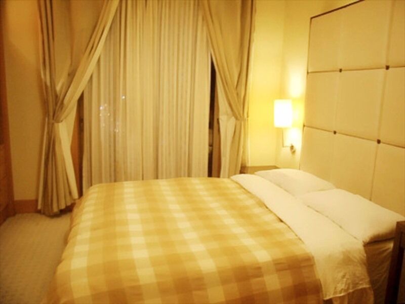 Lujiazui Paco Apartment