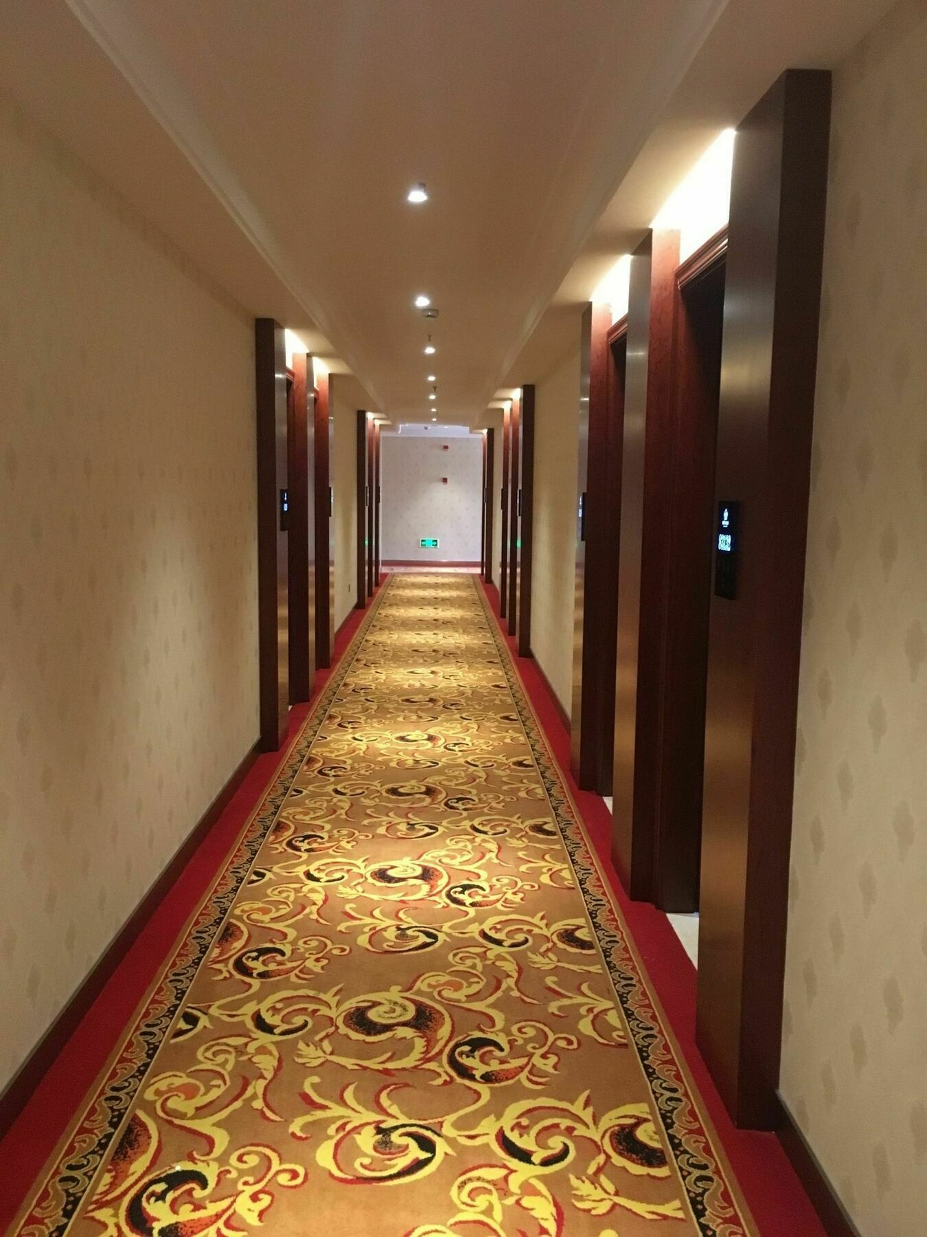 Hotel Ramada By Wyndham Shanghai