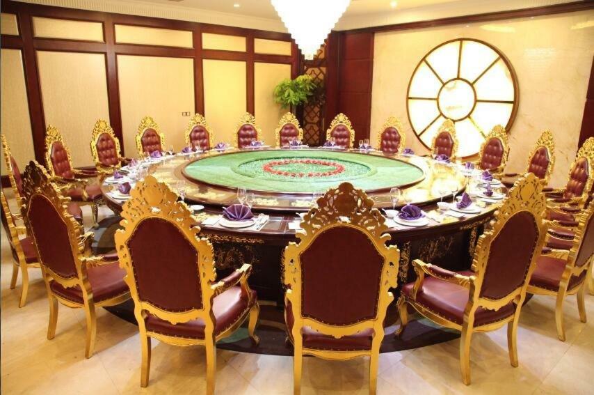 Mercure Hongqiao Airport Qixin Hotel
