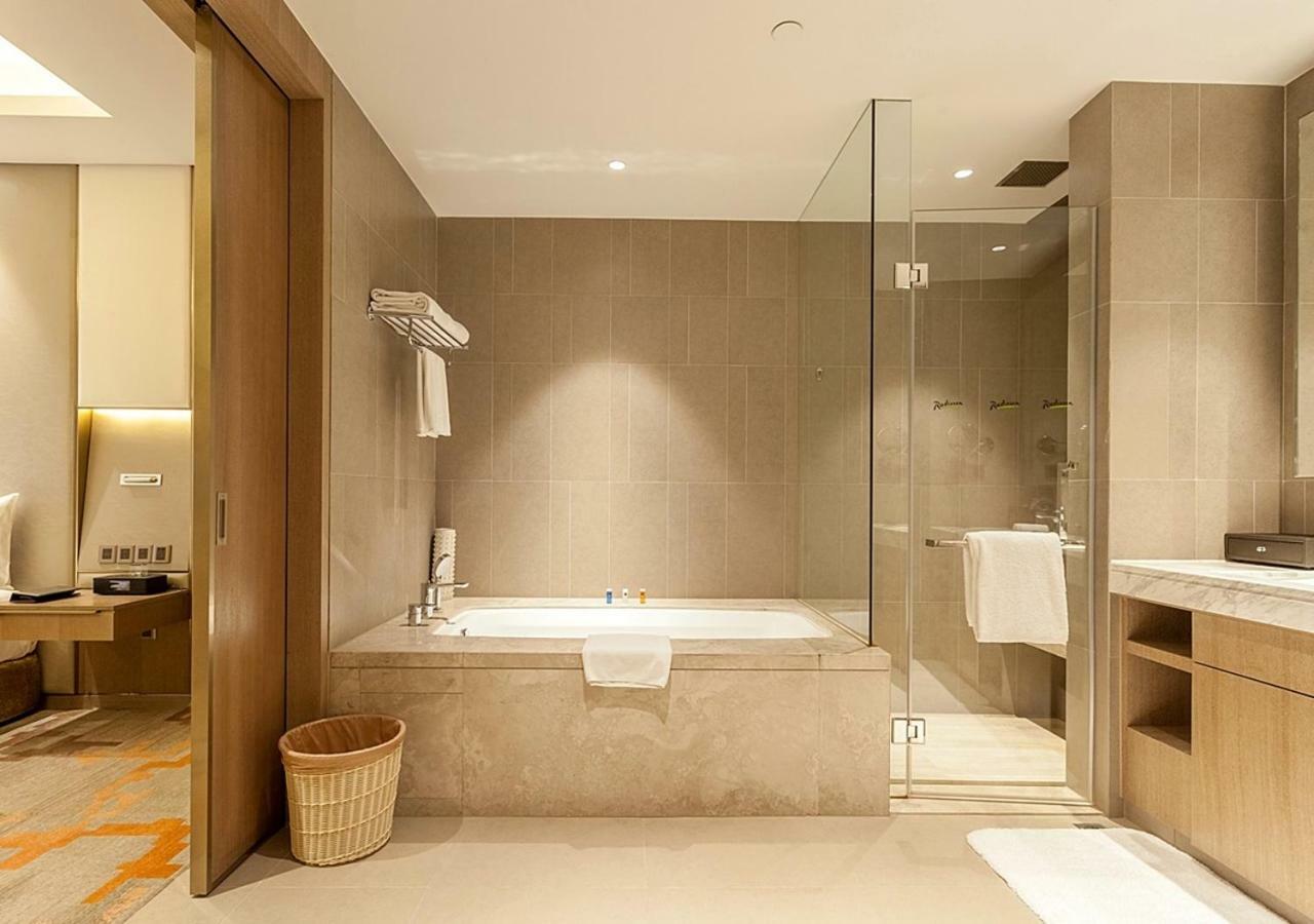 Radisson Exhibition Center Hotel Shanghai
