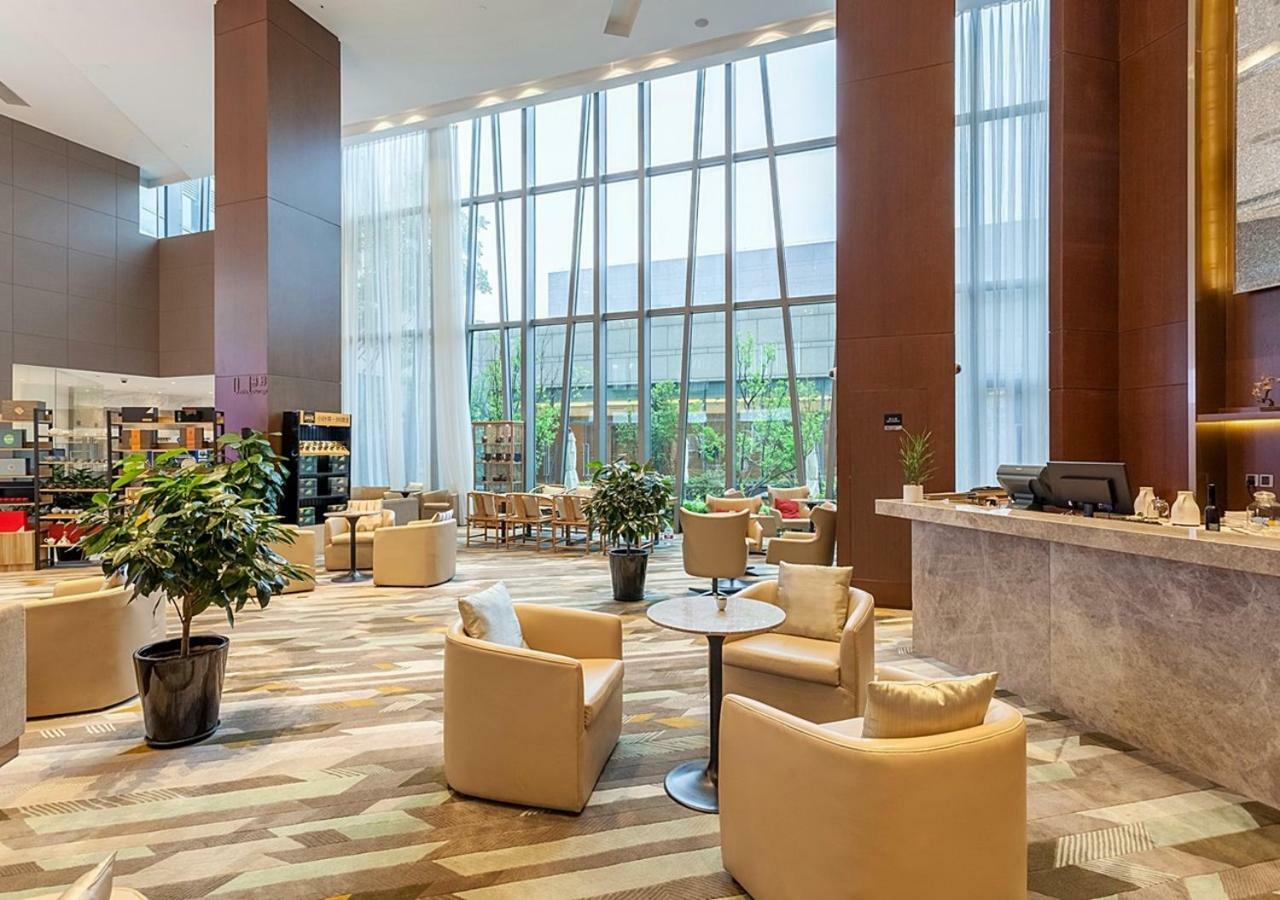Radisson Exhibition Center Hotel