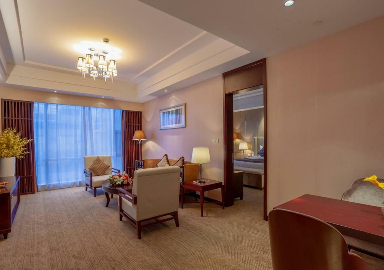 Hotel Cyts Eastern Shanghai - Original Cyts Greentree Eastern International 4*