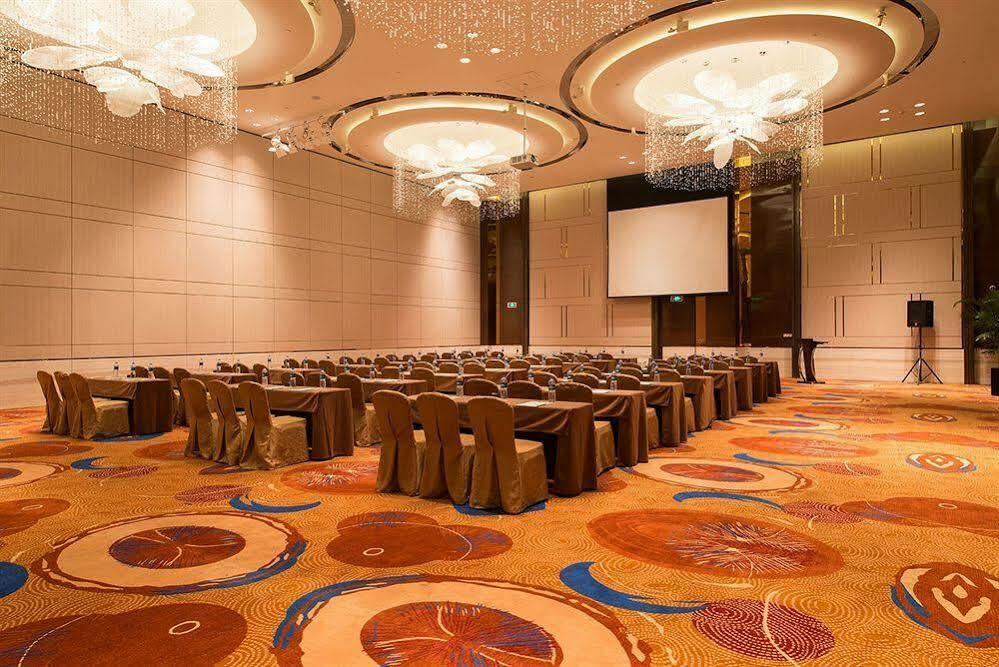 Hongqiao By Ihg Otel 5*