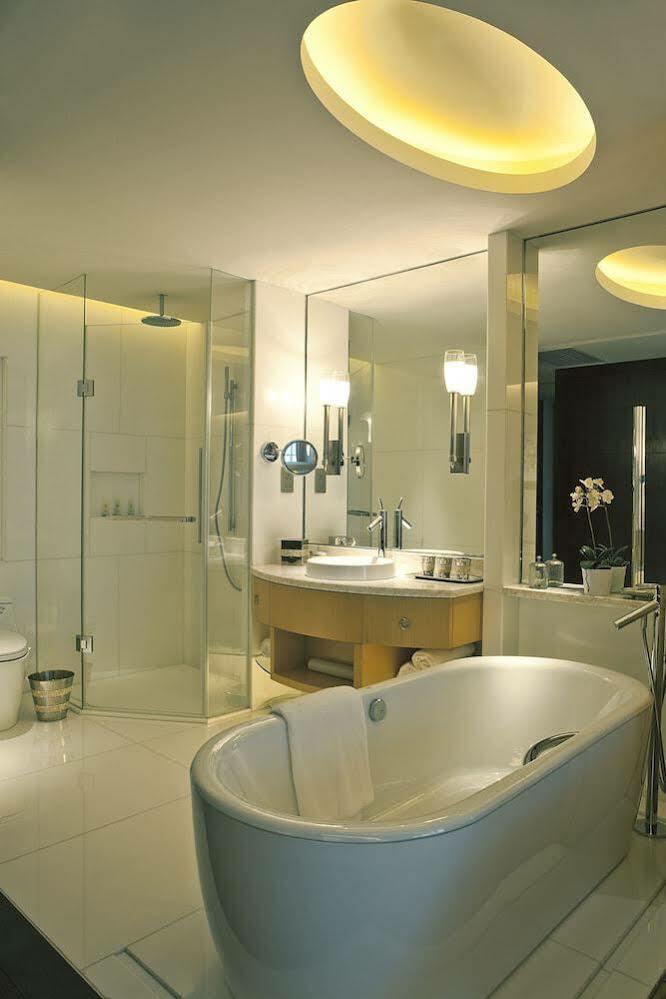 Renaissance Putuo 5*