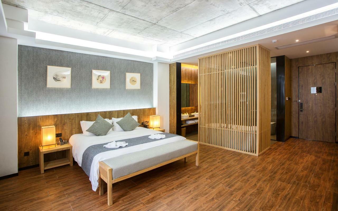 Hotel Lin Yin Art Shanghai（pudong Airport） 4*