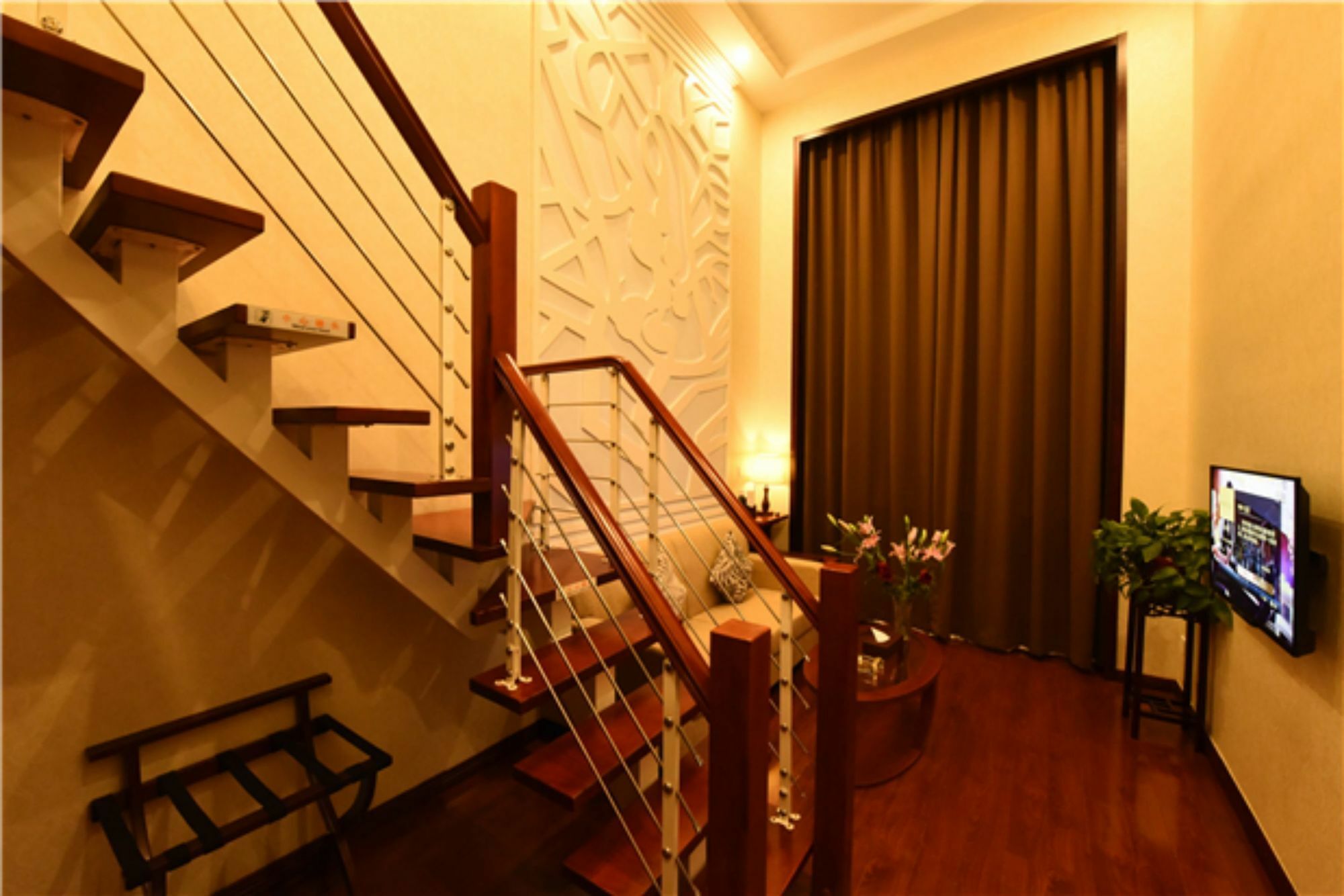 Luan Garden 4*