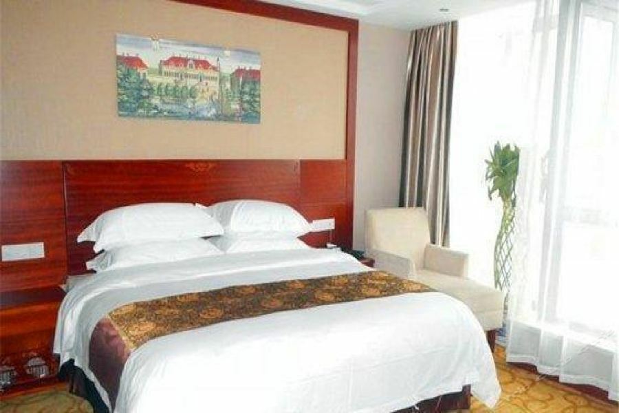 Khách sạn Vienna Pudong Airport Huaxia Road 3*