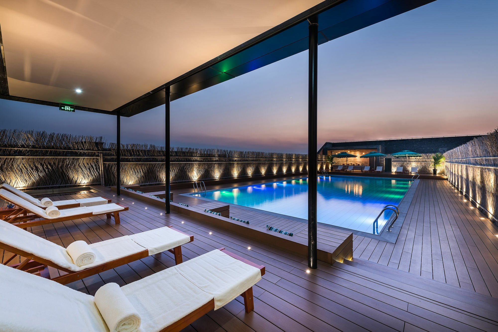 Novotel Clover 5*