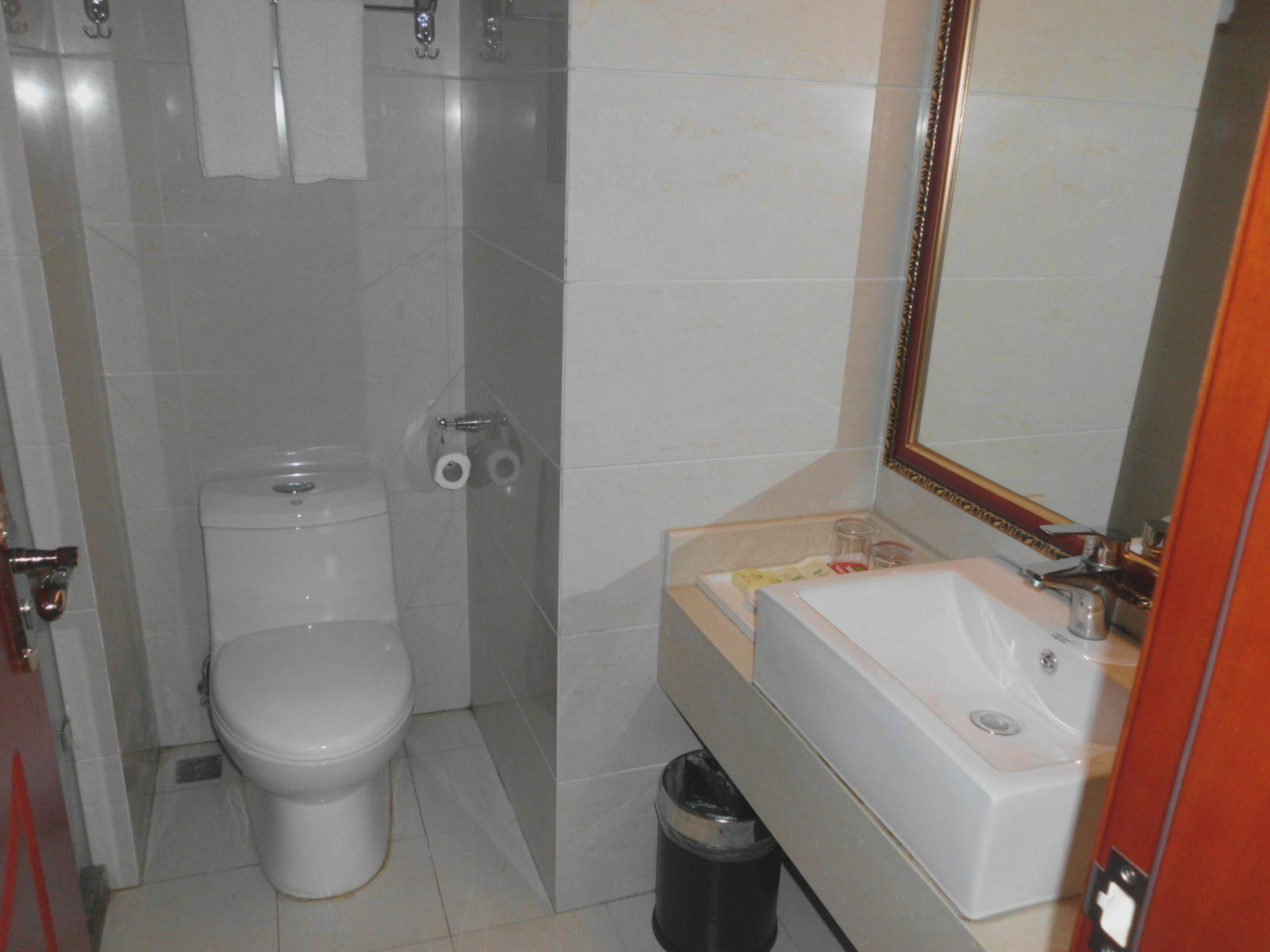 Vienna Pudong Airport Huaxia Road 3* Thượng Hải