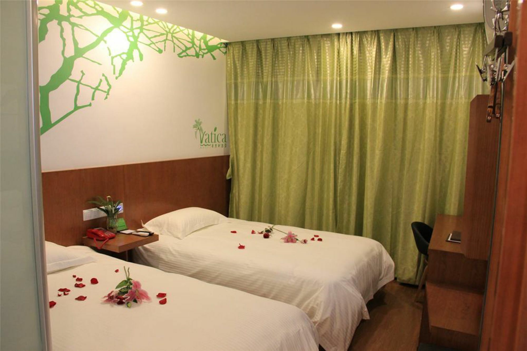 Vatica Pudong Airport Huaxia Hotel