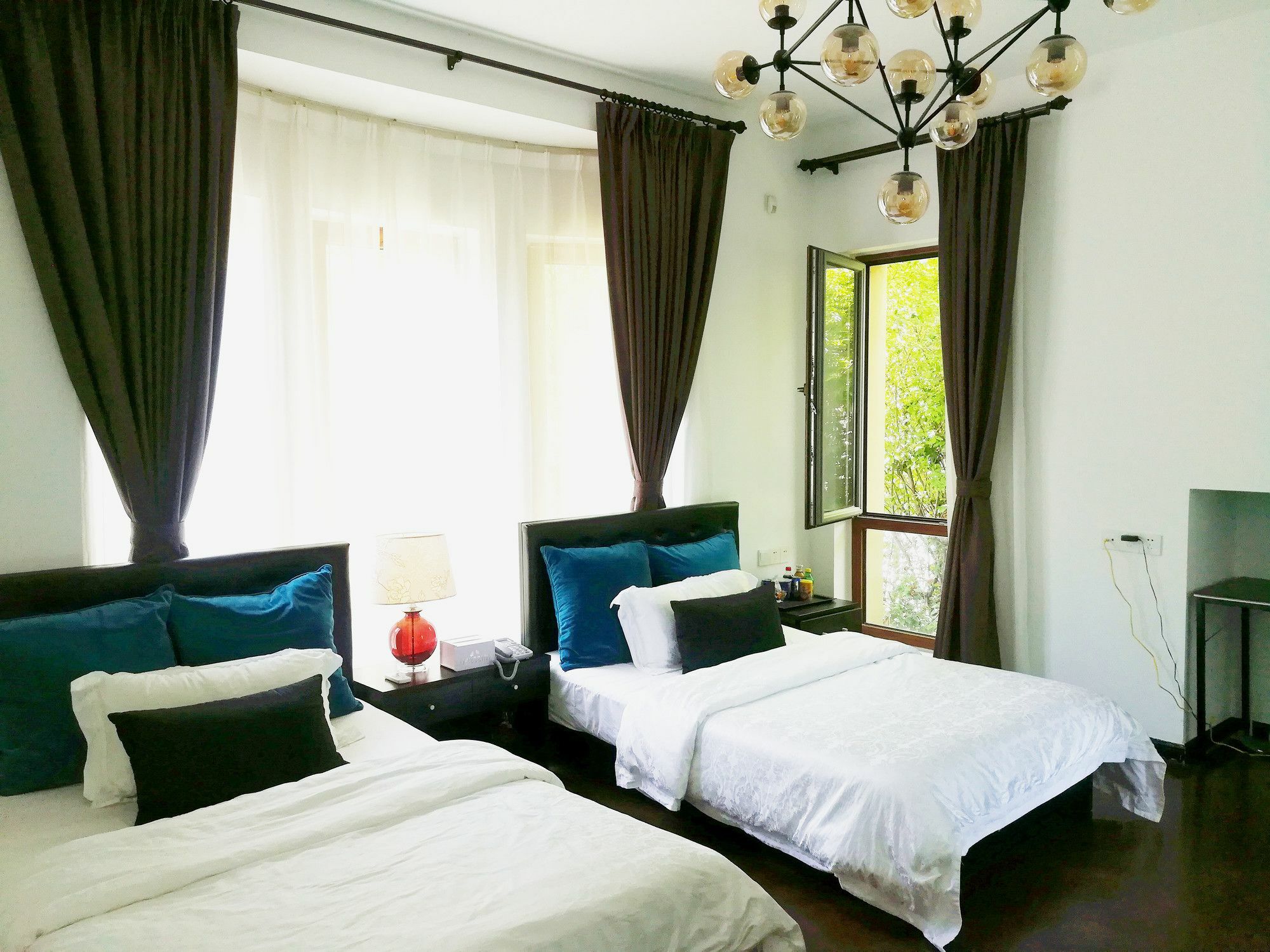 Marri-holiday Garden Inn, Hongqiao Airport, Necc *