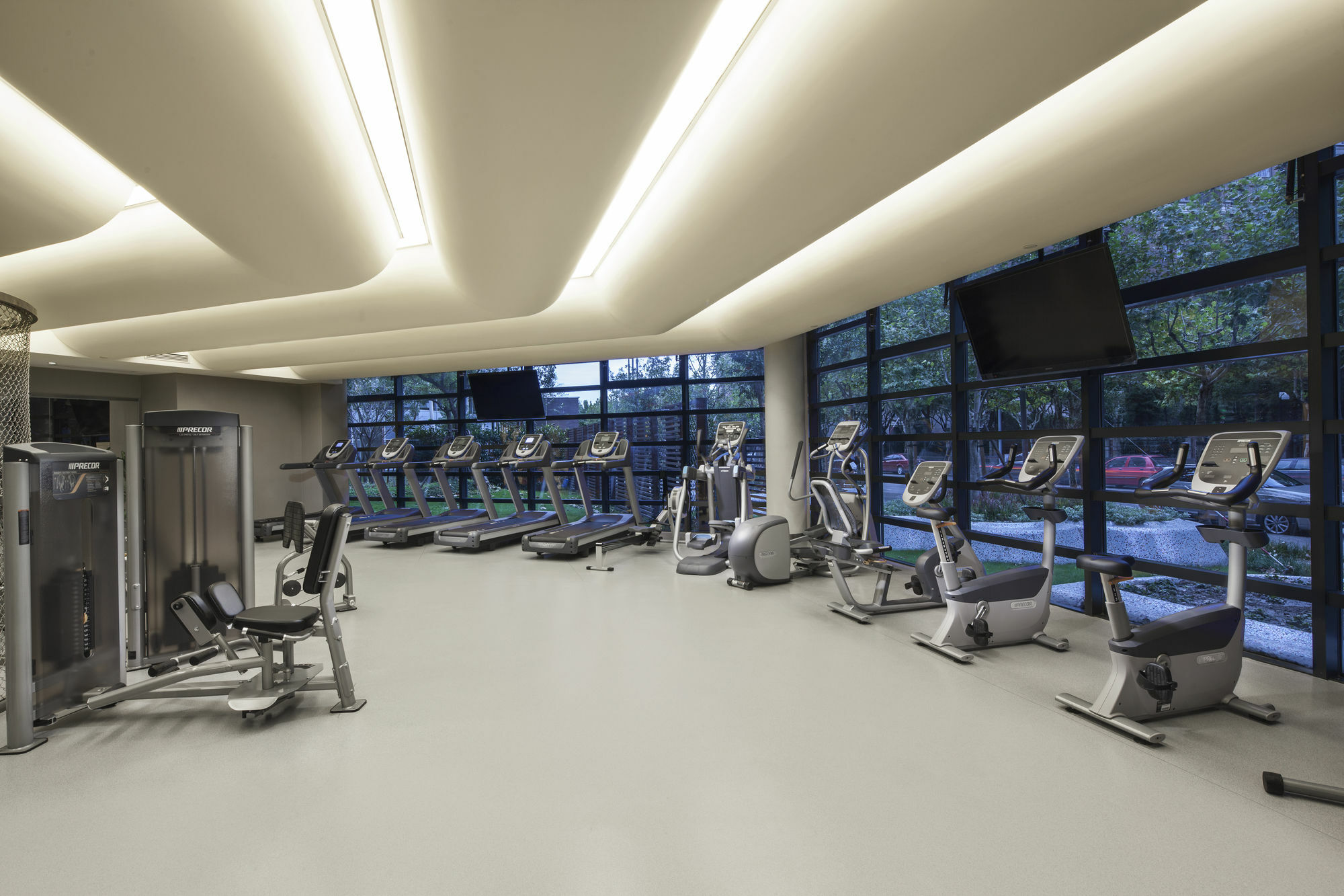 Aparthotel Court Premier Jinqiao 5*
