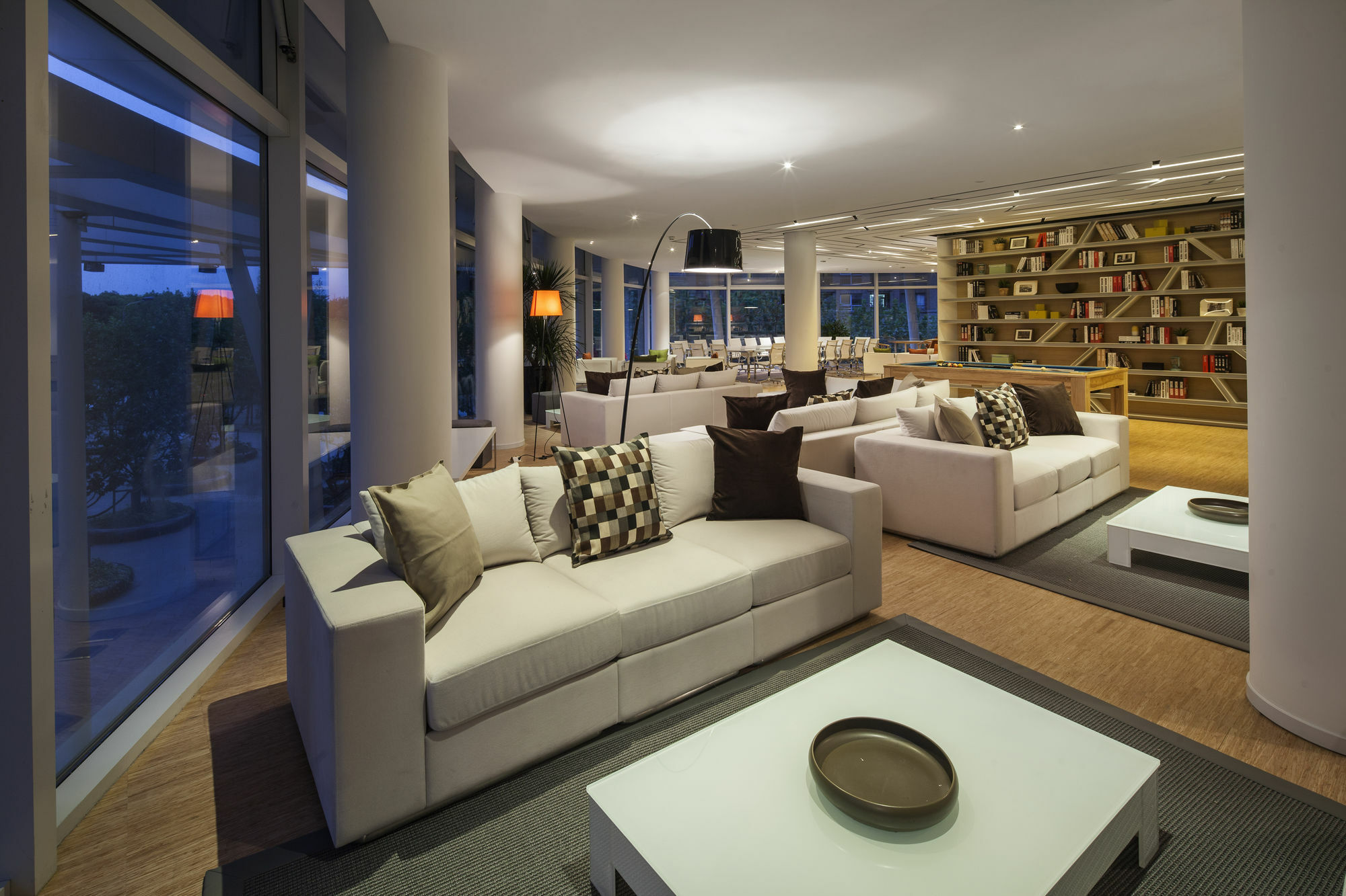 Aparthotel Court Premier Jinqiao 5*