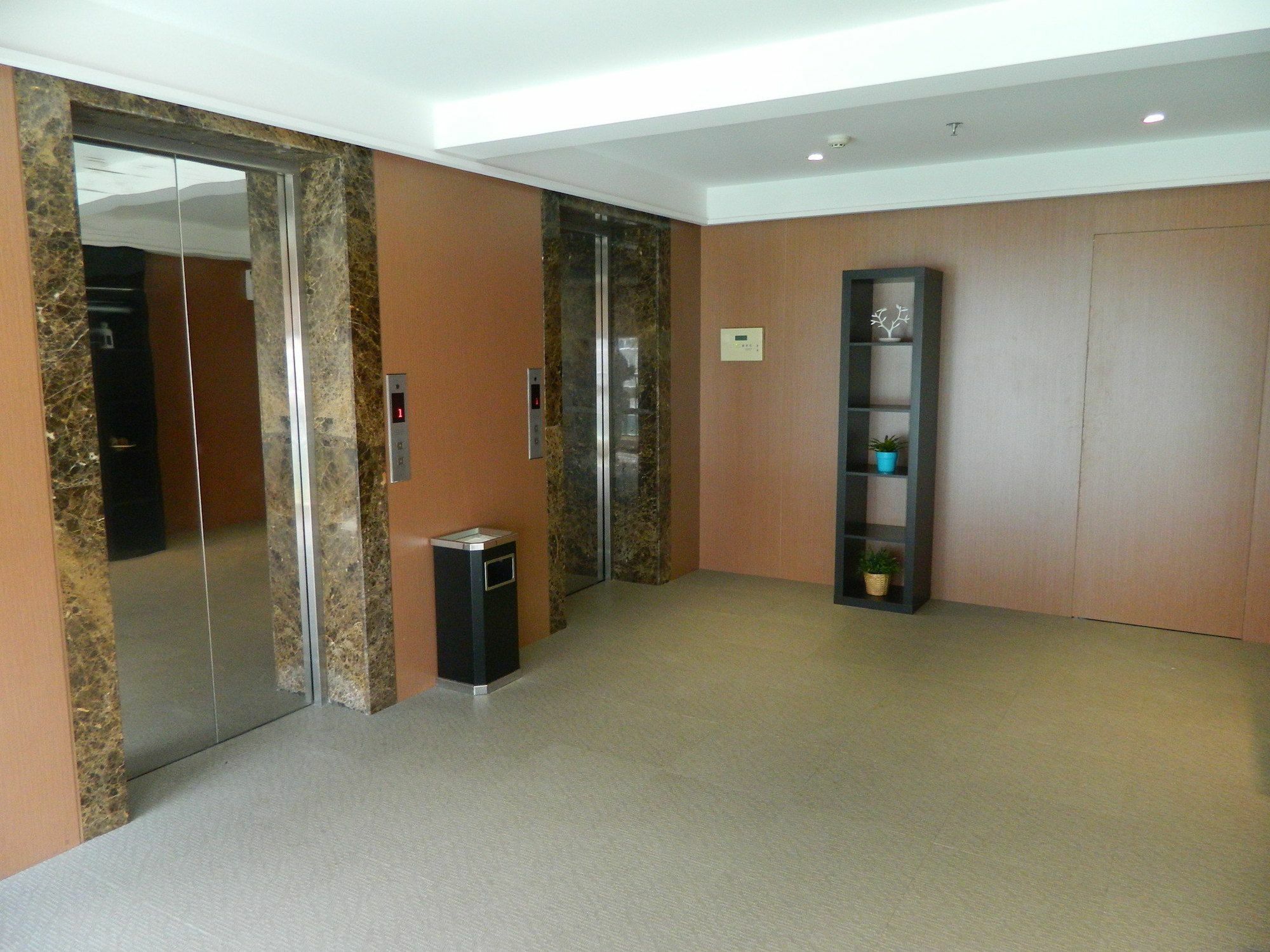 Coinfamily Hotel Shanghai