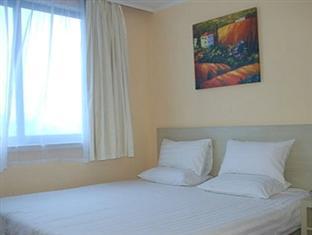 Hanting Express Zhabei Park Branch Hotel 2*