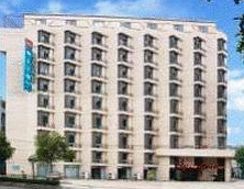 Jingjiang New Expo Centre 3*
