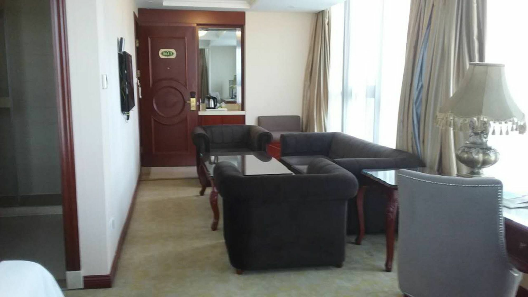 Vienna Hongqiao Airport Wanda Plaza Hotel Shanghai
