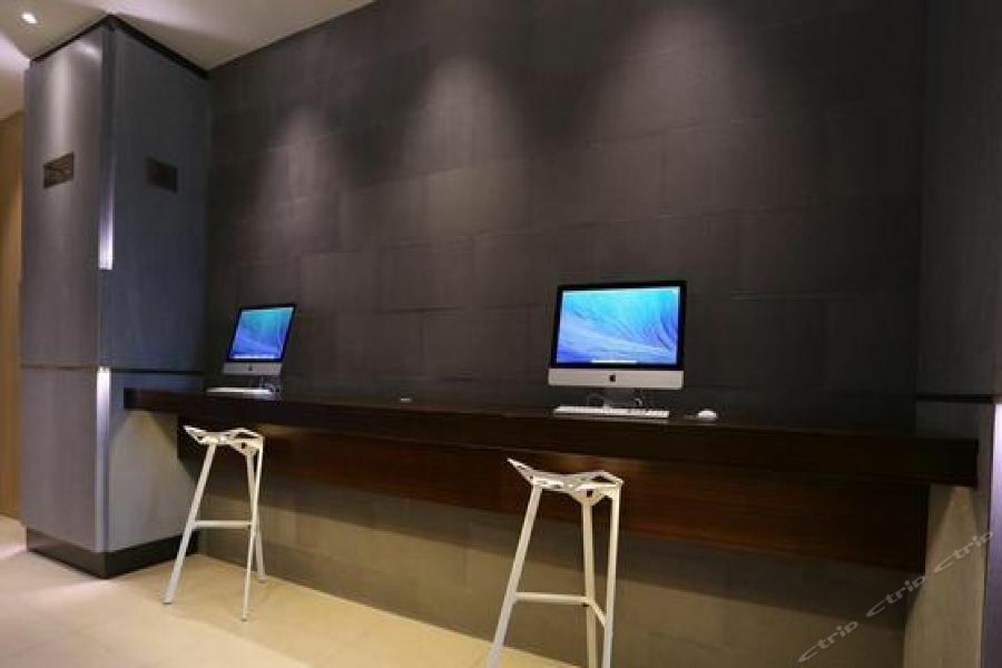 Starway Anting Metro Station Hotel
