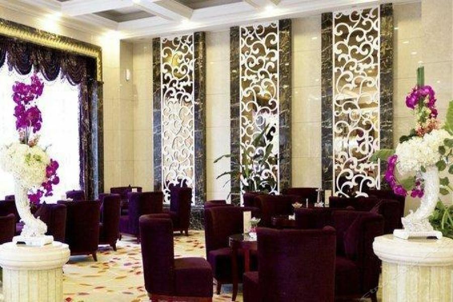 Hotel Jinfeng International 4*