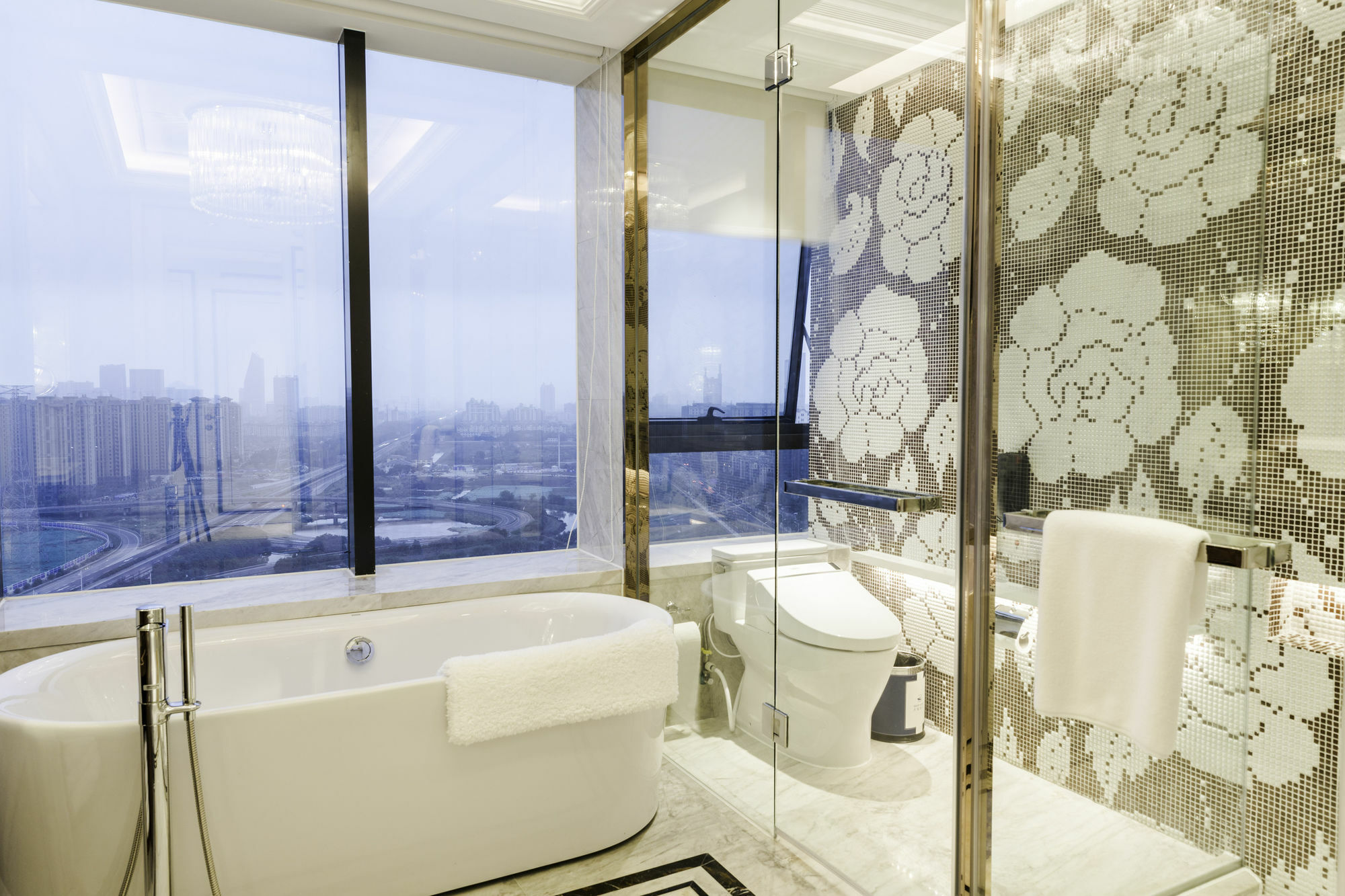 Hotel Ship 5*