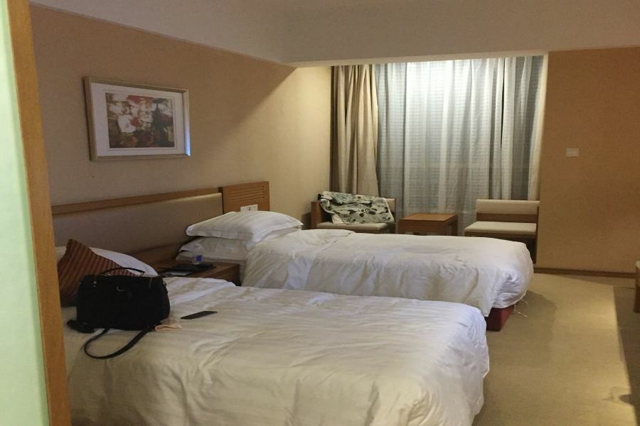 Hotel Days Hongkou Forture 4*