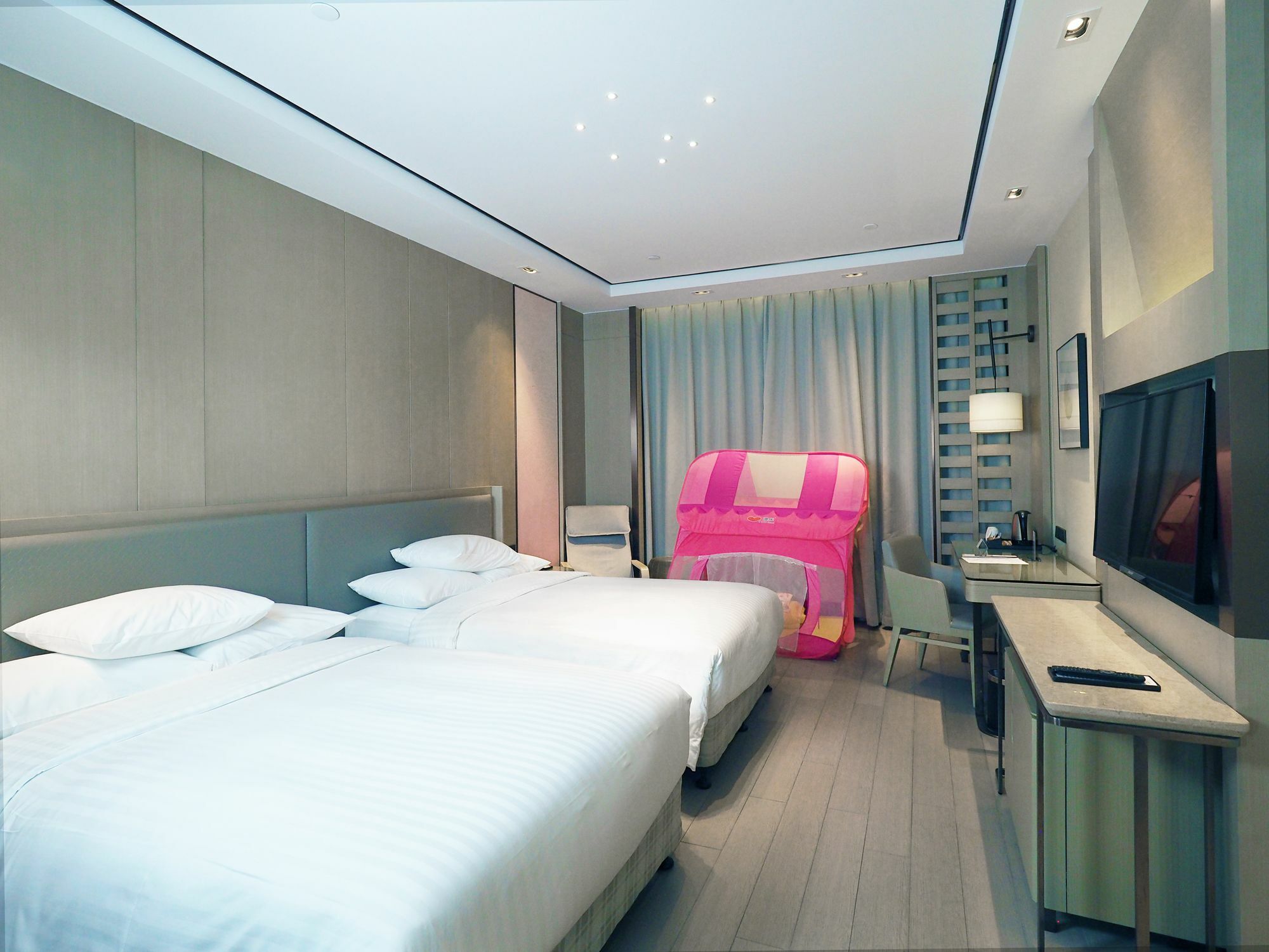 Courtyard By Marriott Shanghai International Tourism And Resorts Zone Hotel 5*