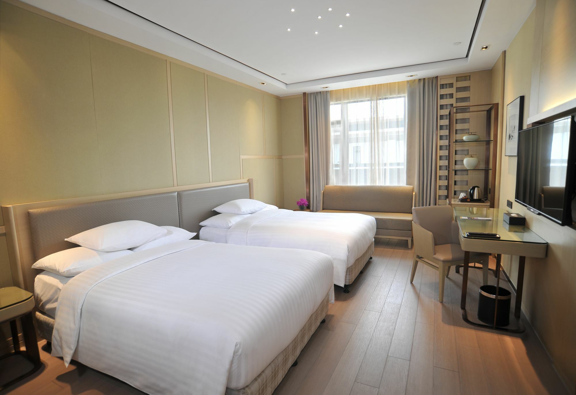 Courtyard By Marriott Shanghai International Tourism And Resorts Zone