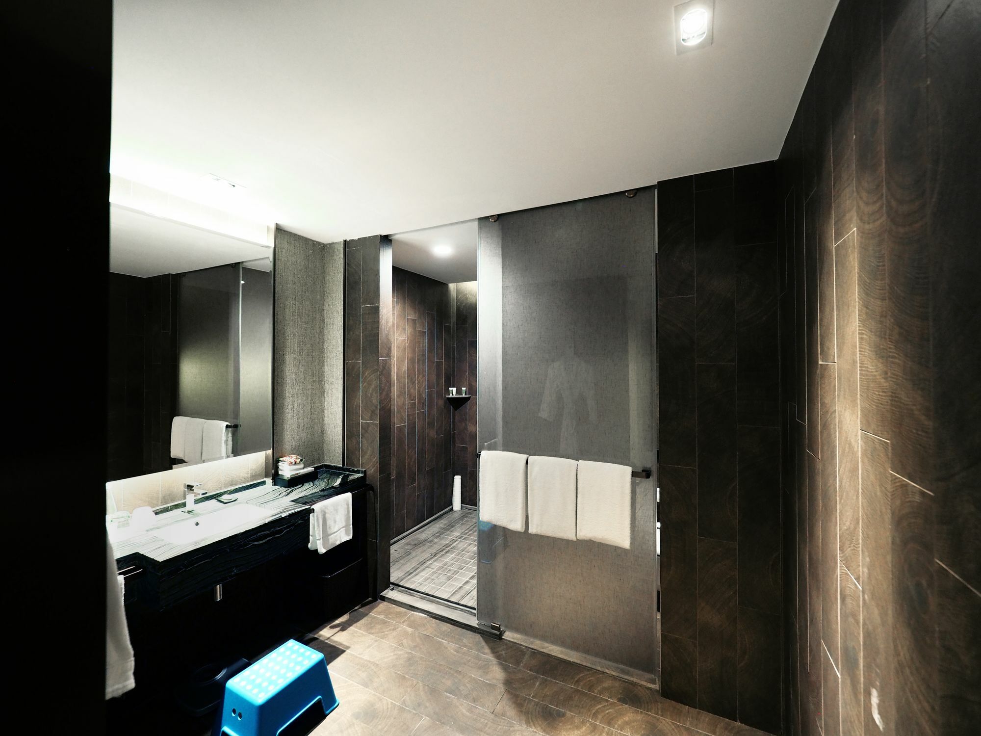 Courtyard By Marriott Shanghai International Tourism And Resorts Zone