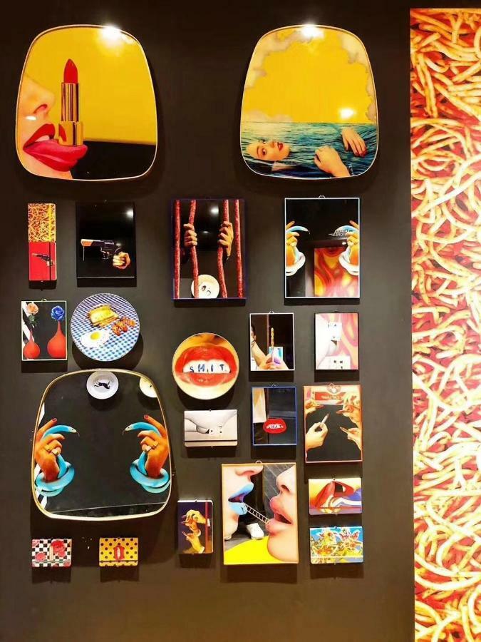 Onehome Art Hotel